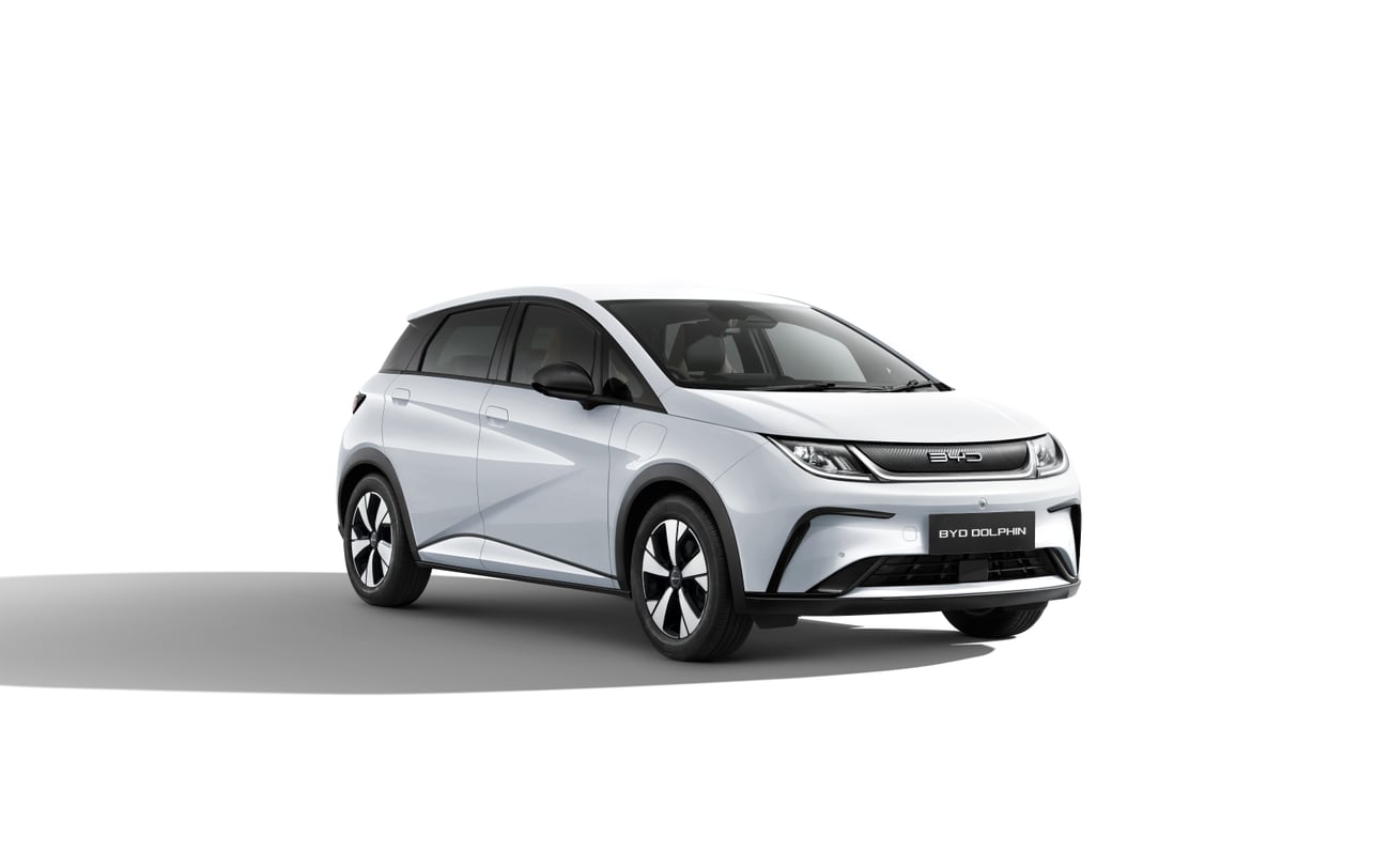 BYD Dolphin màu trắng
